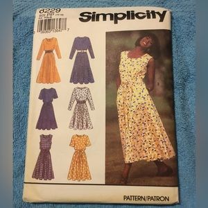 Simplicity 8229 sewing pattern, dress